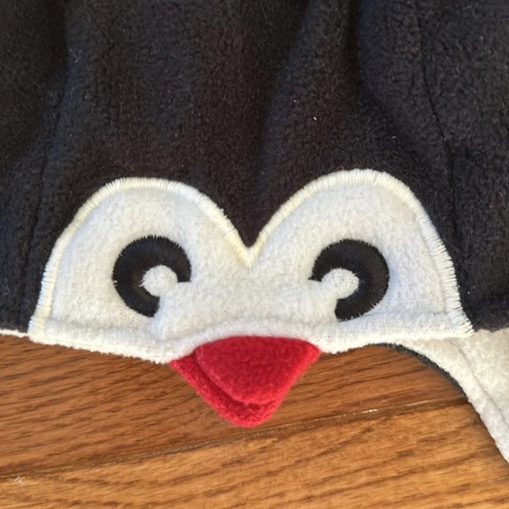🐧 NWT Children’s Place Winter Hat Penguin Hat 12-18 months toddler boys girl new